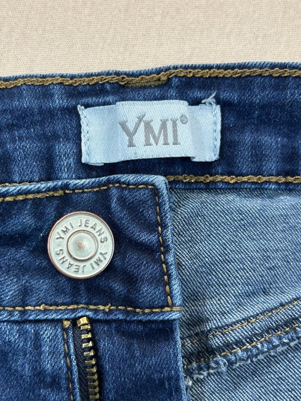 YMI Flared Jeans Womens Size 11/30 Blue Denim Dark Wash Mid Rise Stretch